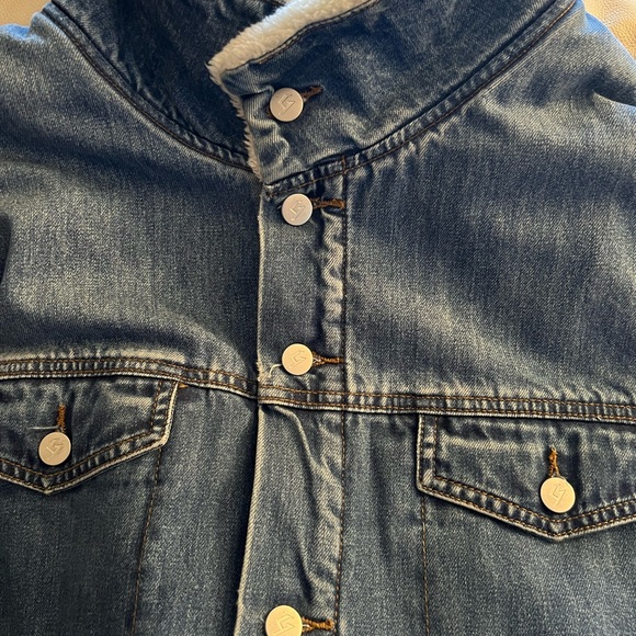 DENIM SHEARLING COAT BY GOSN IN A SIZE XL… EXCELLENT LIKE NEW CONDITION. UNISEX - Picture 9 of 9